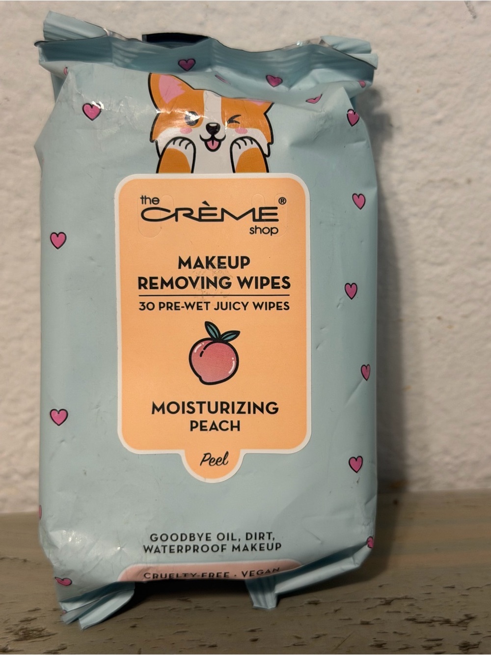 The Crème Shop Moisturizing Peach Makeup Removing Wipes - Light Blue